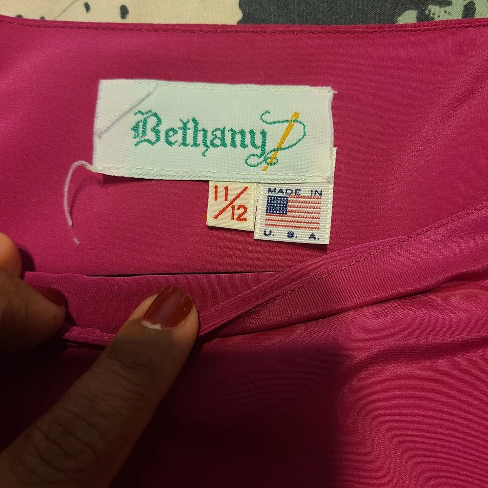 Bethany Vintage Blouse Bright Pink Silk Like Material Sz 11/12 - Picture 2 of 12